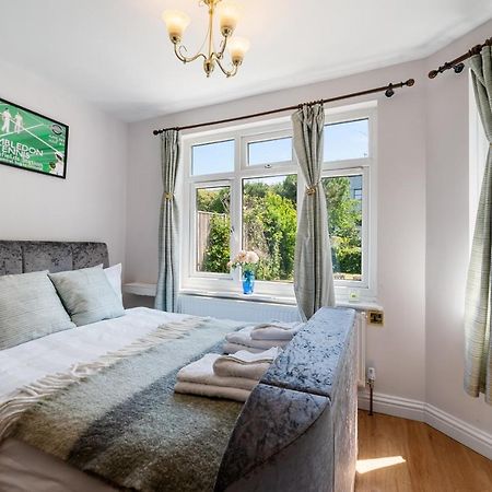 Lovely Garden Apartment In Wimbledon Town Centre With Private Parking By Wimbledon Holiday Lets Londýn Exteriér fotografie