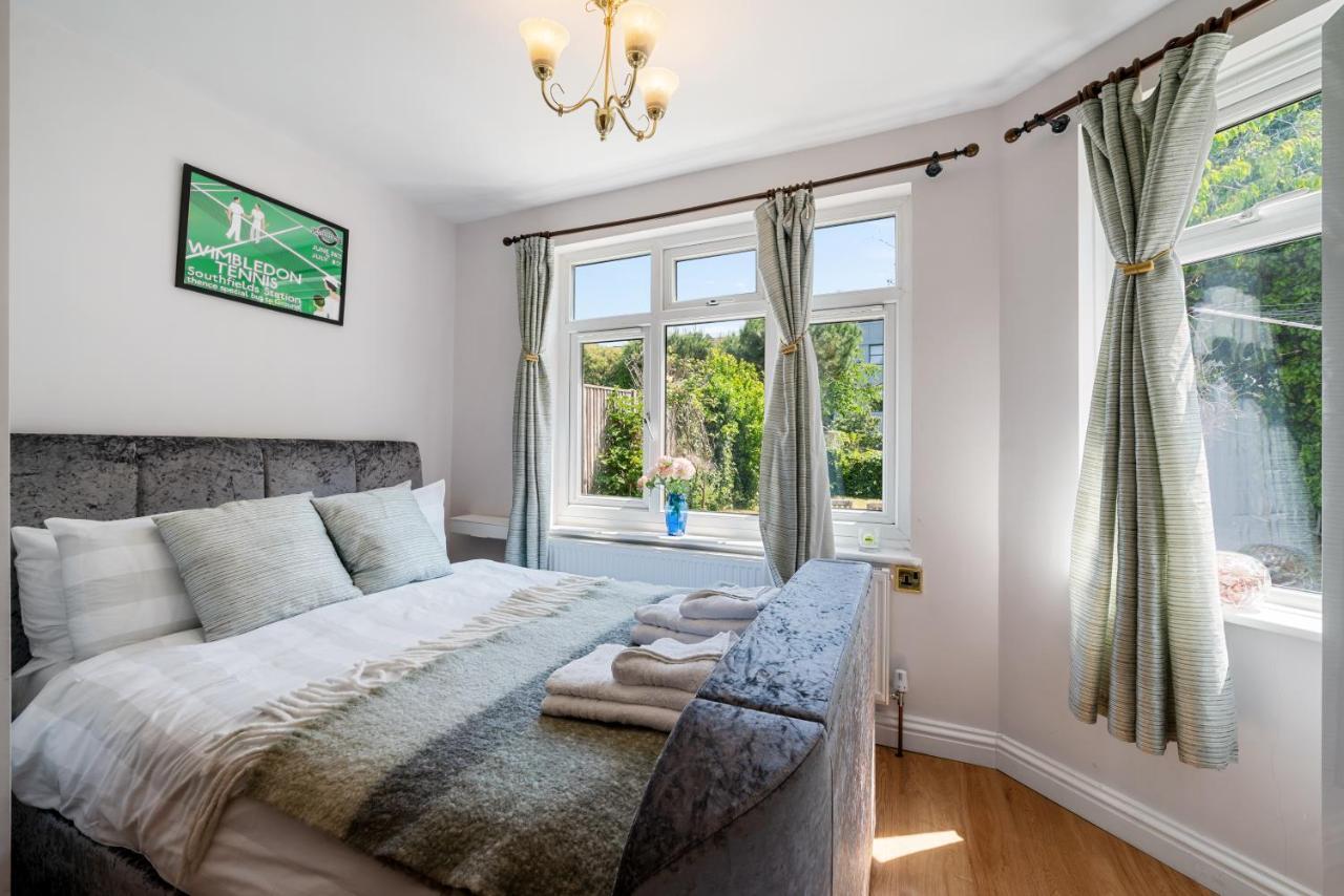 Lovely Garden Apartment In Wimbledon Town Centre With Private Parking By Wimbledon Holiday Lets Londýn Exteriér fotografie