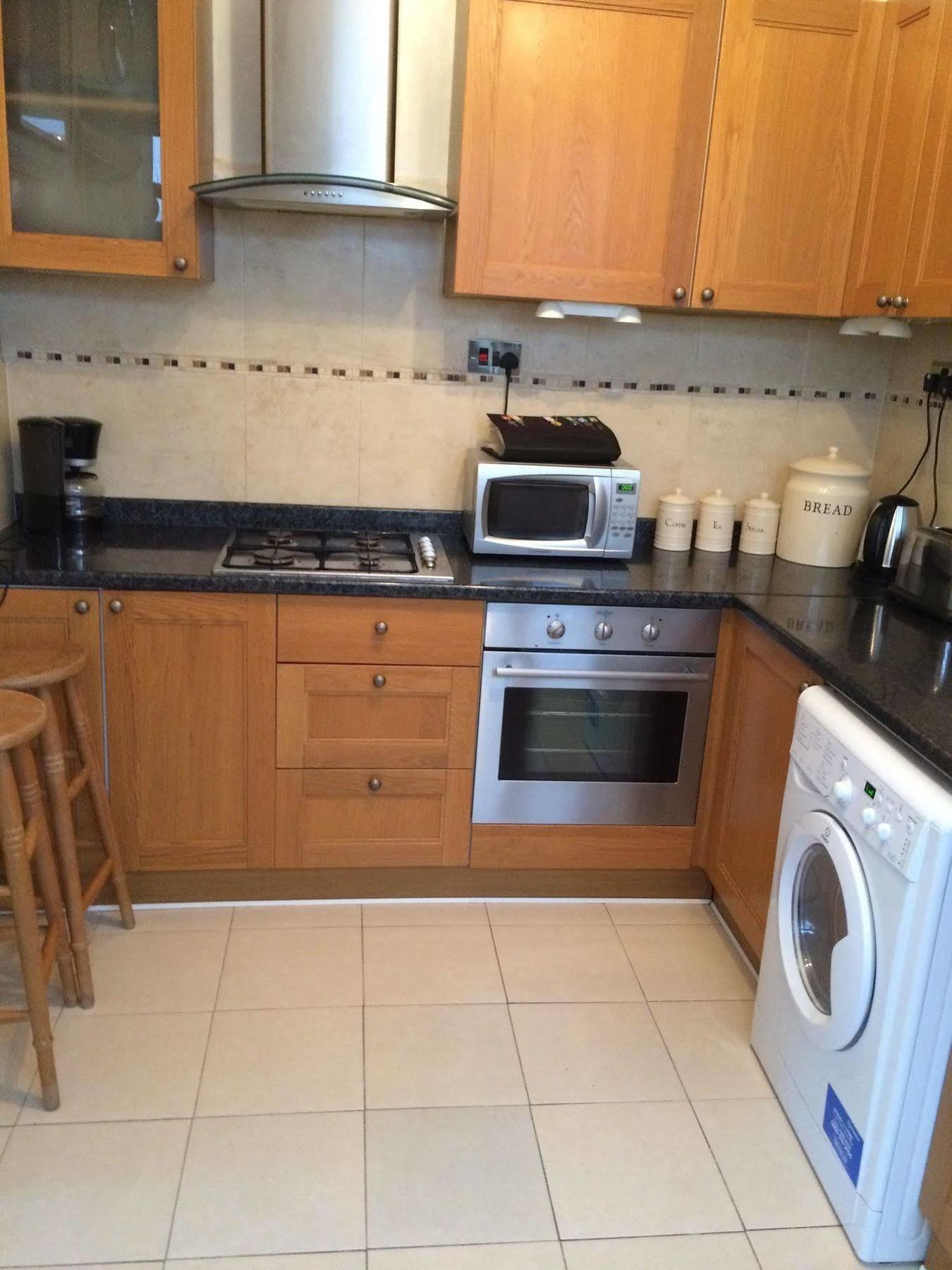 Lovely Garden Apartment In Wimbledon Town Centre With Private Parking By Wimbledon Holiday Lets Londýn Exteriér fotografie