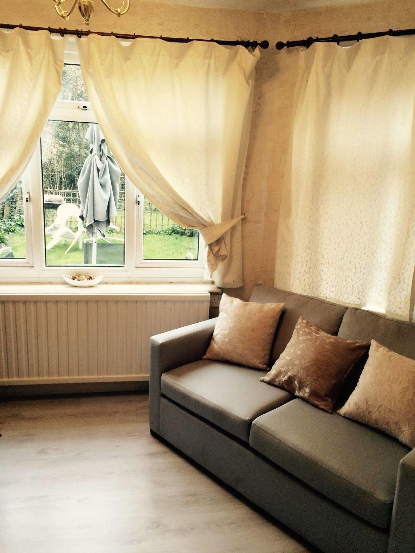 Lovely Garden Apartment In Wimbledon Town Centre With Private Parking By Wimbledon Holiday Lets Londýn Exteriér fotografie